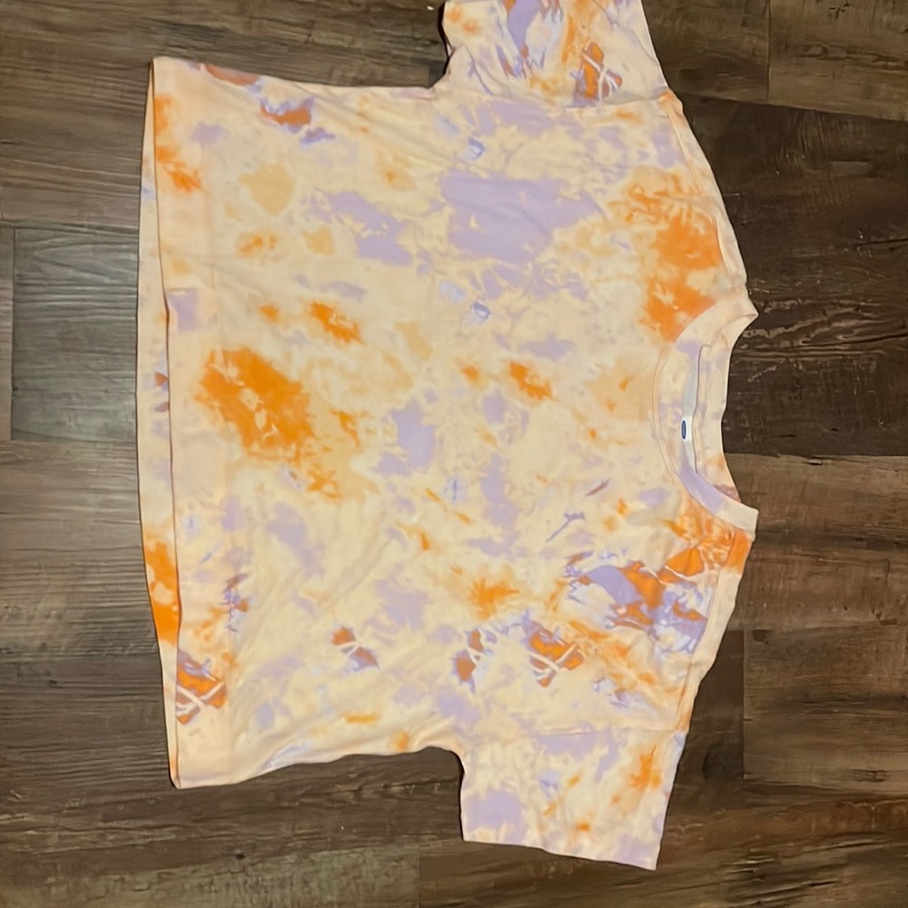 This is a kids XXL cropped top.